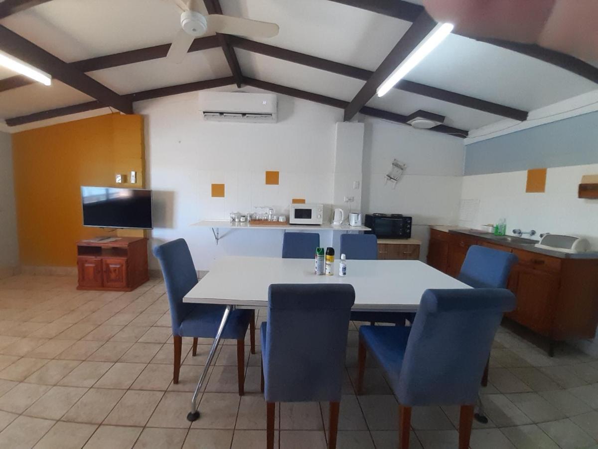Pelican Point Waterfront Resort Formerly Carnarvon Beach Retreat Esterno foto