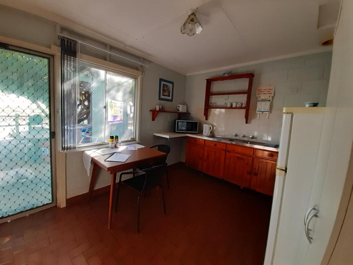 Pelican Point Waterfront Resort Formerly Carnarvon Beach Retreat Esterno foto