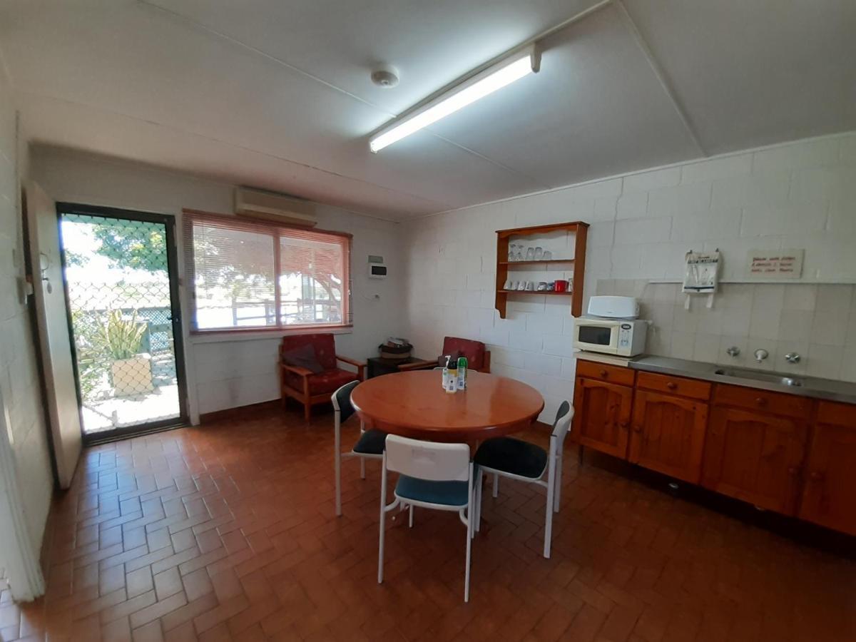 Pelican Point Waterfront Resort Formerly Carnarvon Beach Retreat Esterno foto