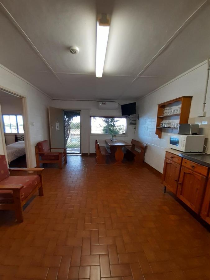 Pelican Point Waterfront Resort Formerly Carnarvon Beach Retreat Esterno foto