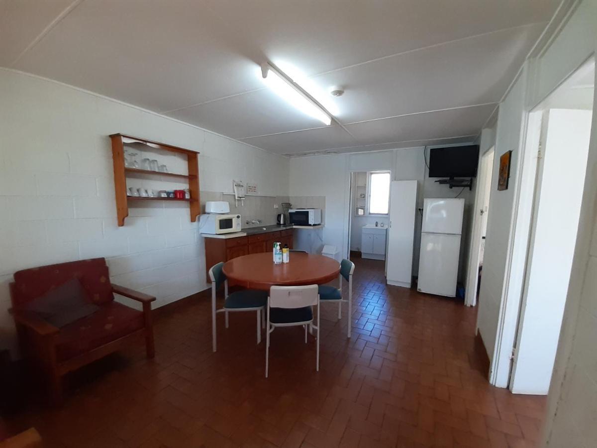 Pelican Point Waterfront Resort Formerly Carnarvon Beach Retreat Esterno foto